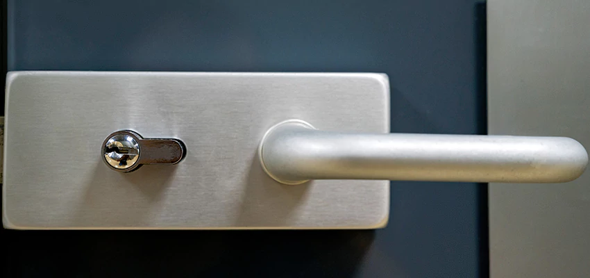 Change Patio Door Locks in Lindsay, California